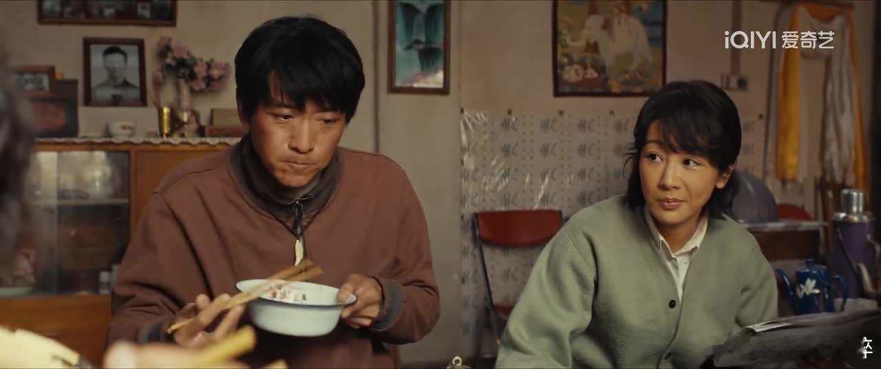 生命树收视率再创新高我看了剧，我来点评一下总结：不值得看剧情：很无聊，难怪很多人