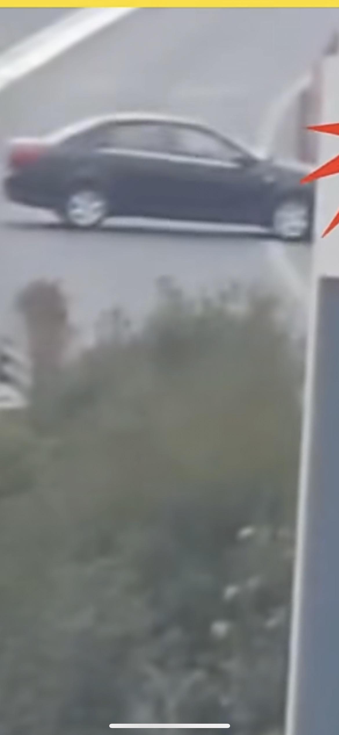 12月30日，G25长深高速湖州段，司机高速错过服务区从出口进去，“备用油已经用