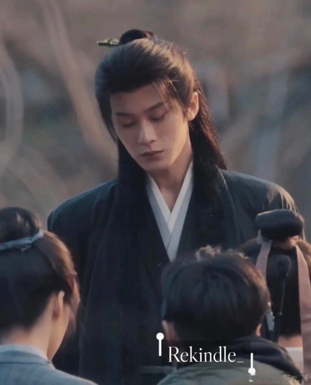 谁能猜对这是哪位 