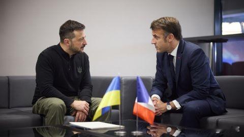 马克龙向泽连斯基通报访华后重要决议
 
12月6日，法国总统马克龙在社交平台X上