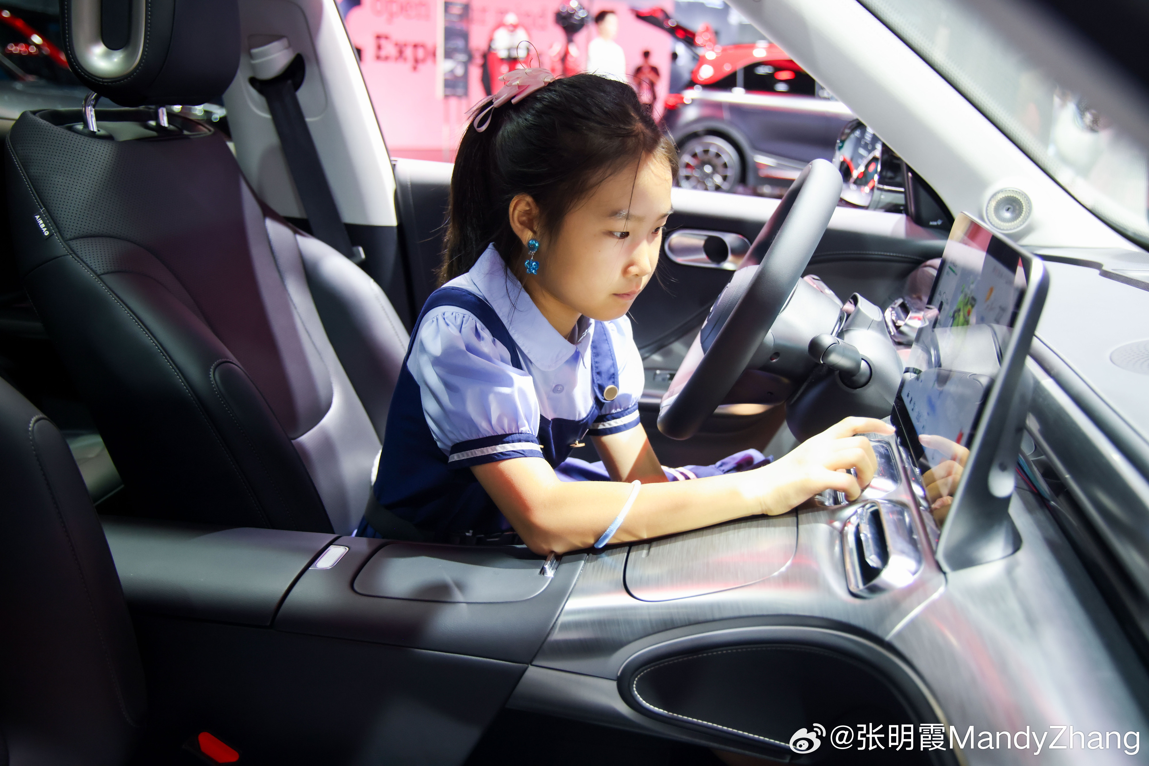 买车时你考虑过孩子的需要吗  又到开学季，不少宝爸宝妈已经开启了“每日专车”模式