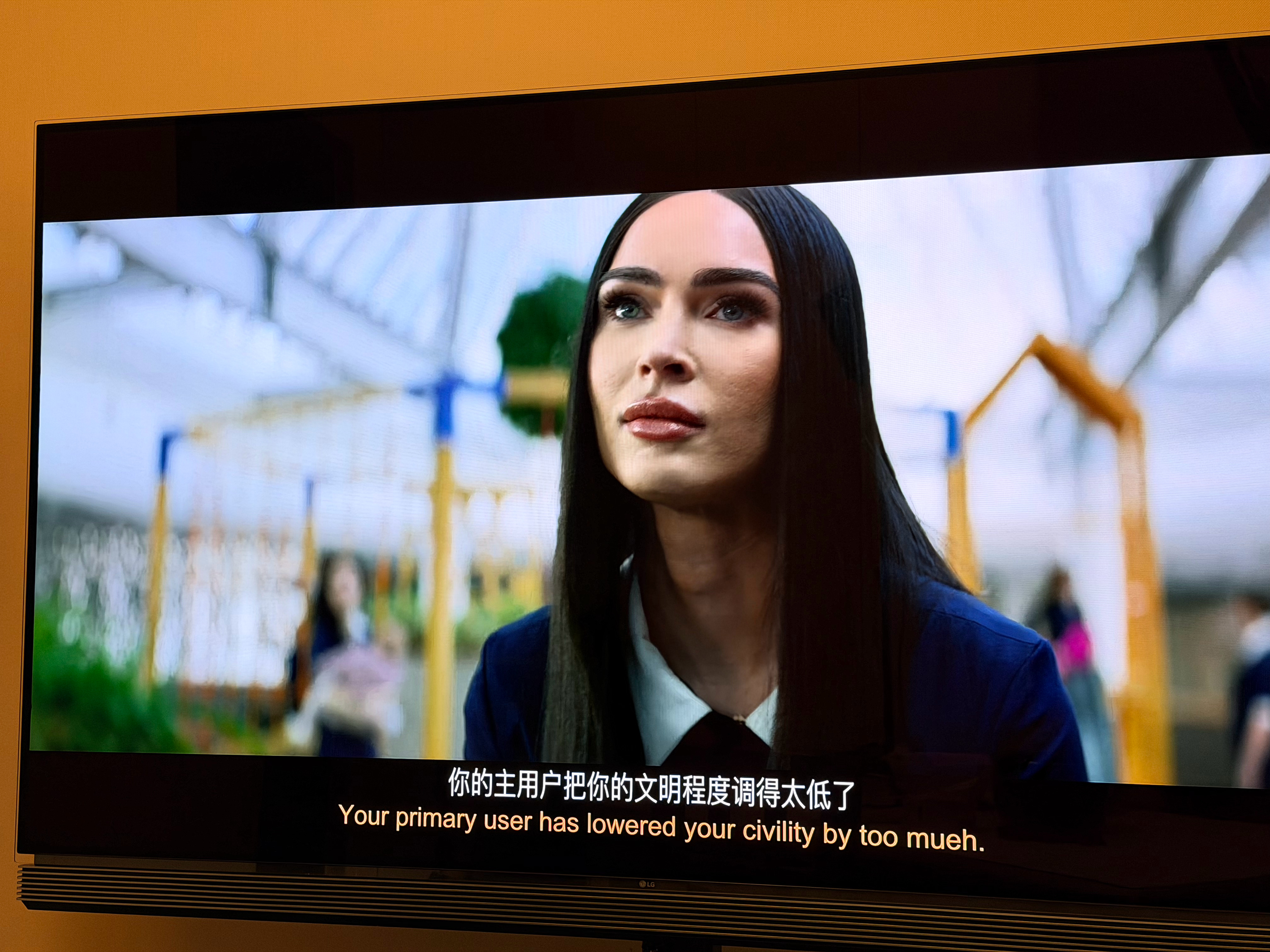 机器人伴侣仅限成人购买 理解，但我觉着有点恐怖😱😱😱之前看过一老美关于人形