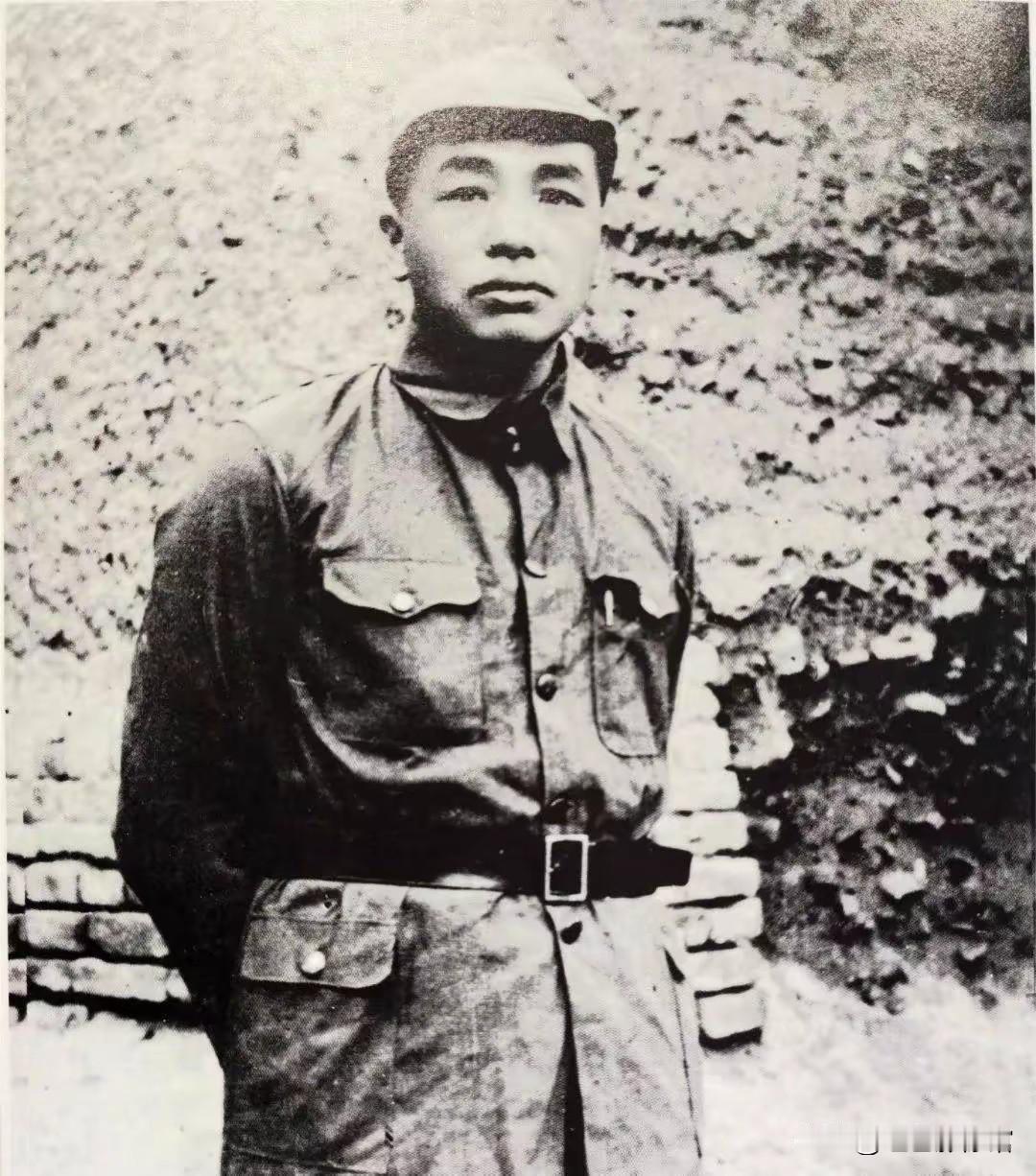 彭老总光明磊落的性格光彩照人，他的丰功伟绩尤其挂帅抗美援朝，彪炳史册，彭老总永远