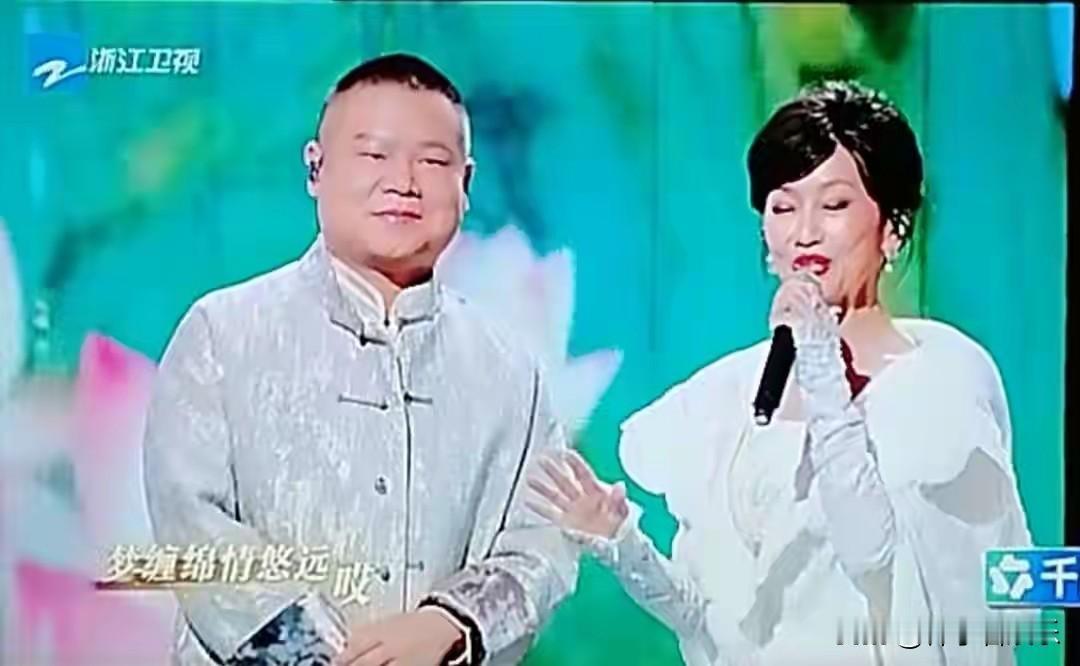 当《千年等一回》的前奏在2026年浙江卫视春晚响起，断桥残雪的意境缓缓铺开，71