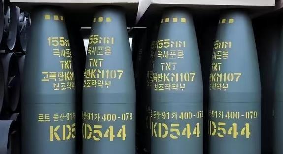 一场俄乌战争彻底改写了朝鲜的“命运”，朝鲜的1200多万发炮弹不仅成为了俄罗斯现