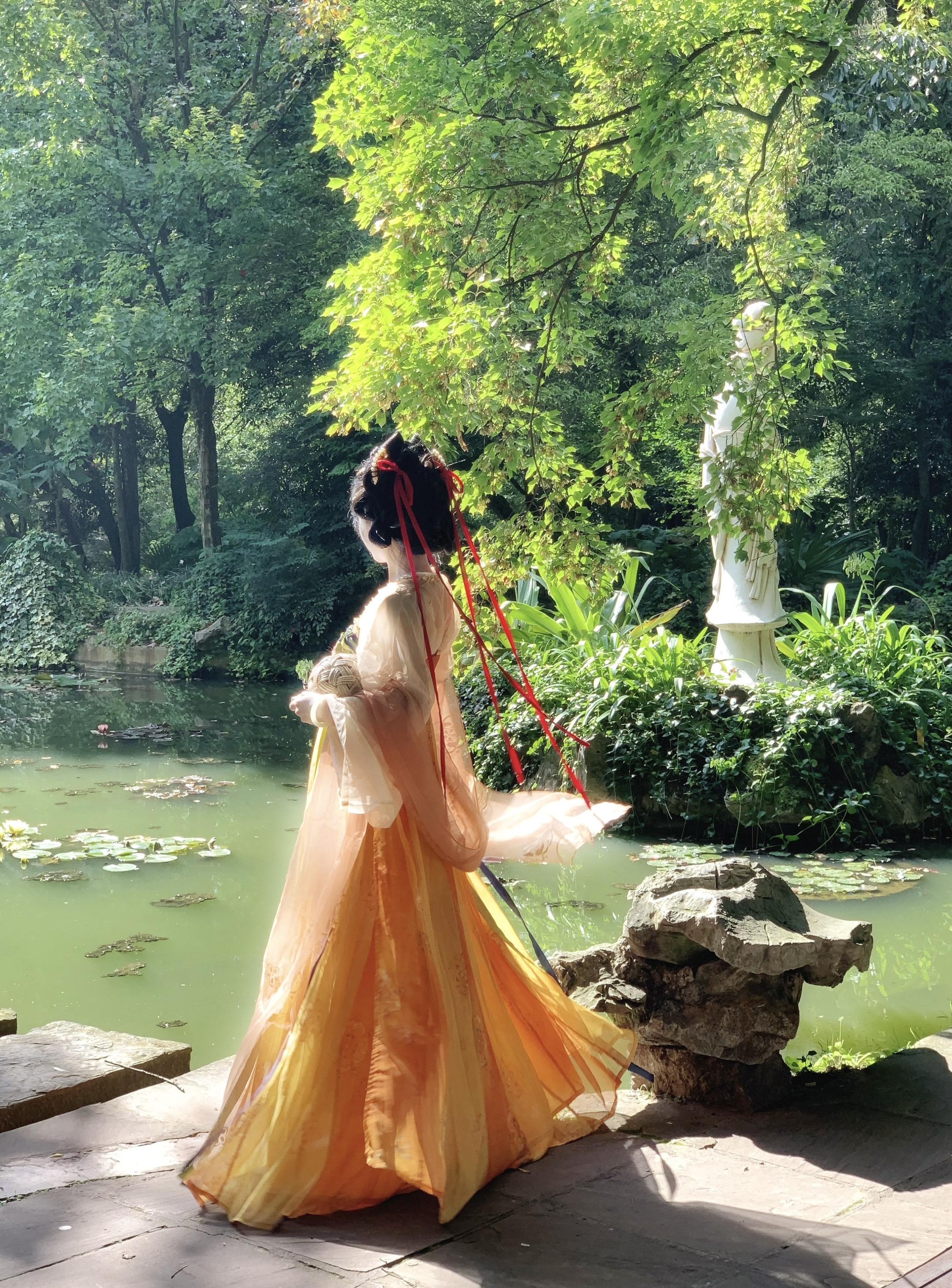 “故人长绝，再无相逢之期”