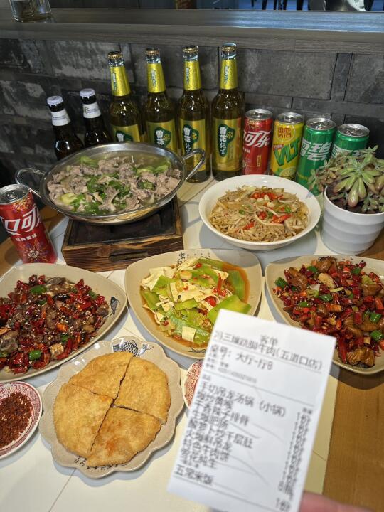 好吃不胖！这家跷脚牛肉我能炫三碗饭