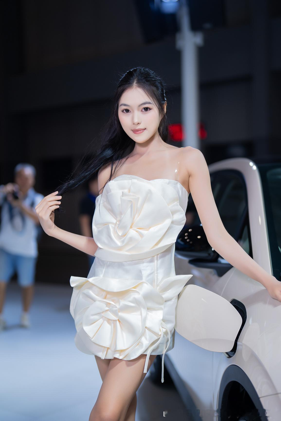 聆听猎人的车展日记猎人在佛山车展猎人与车展 2025 国庆佛山车展想把图片带回家