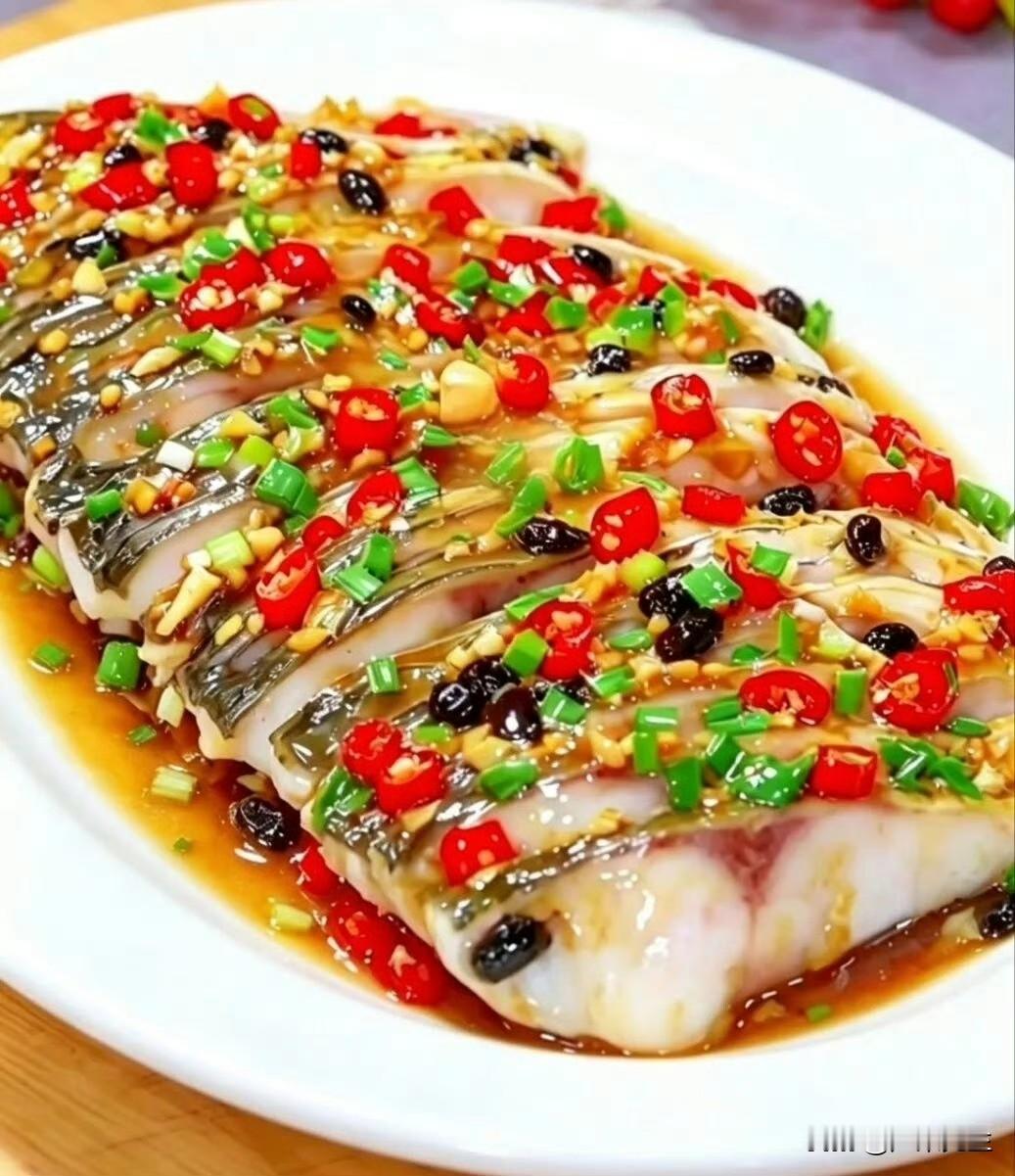 体彩排列三今日预测推荐：独胆55555
二码58
三码586
四码4568
五码