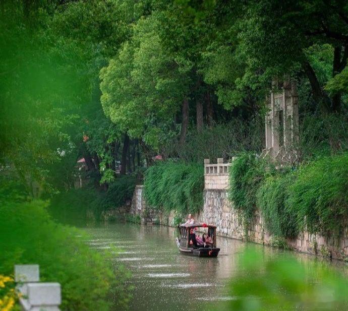 心里话      学会看淡，生命才能恬淡自在；学会看透，世界才能明澈清晰；学会看