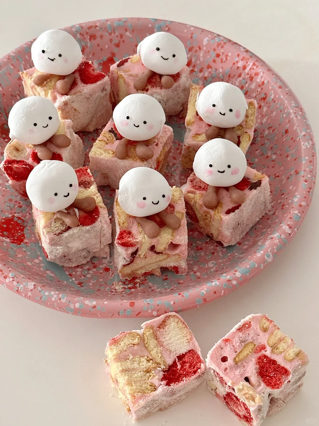 jellycat小雪球棉花糖草莓雪花酥