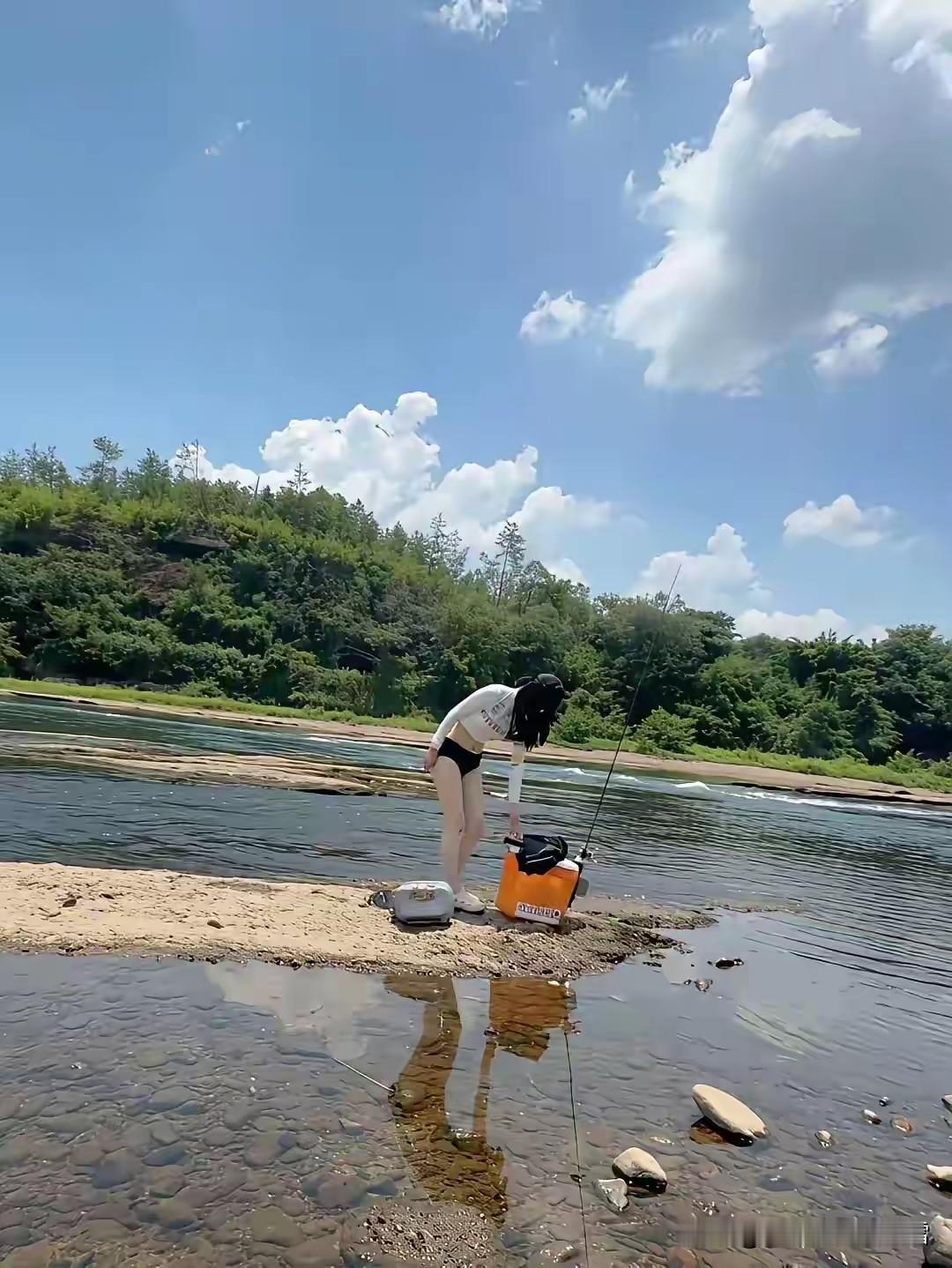 这么热的天，非要去钓鱼🎣