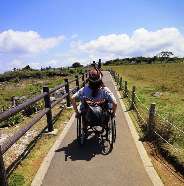 独生女被男友殴打致残
姑娘含泪问
他到底有没有真心爱过我？

本以为能坐着花轿出