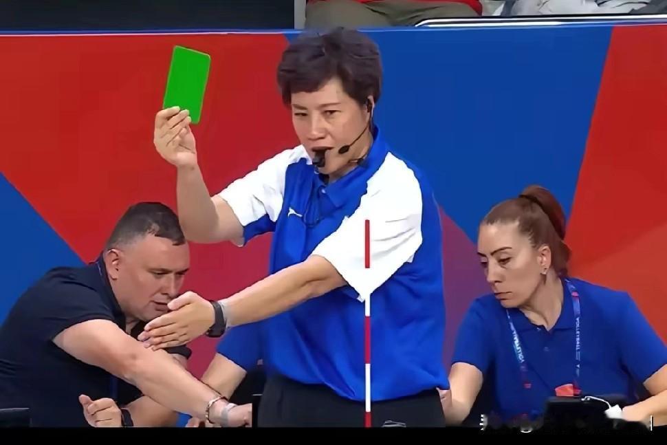 随笔。
  今晚排超冠亚军第二场。
   江苏女排对上海。
   这几天最难熬的