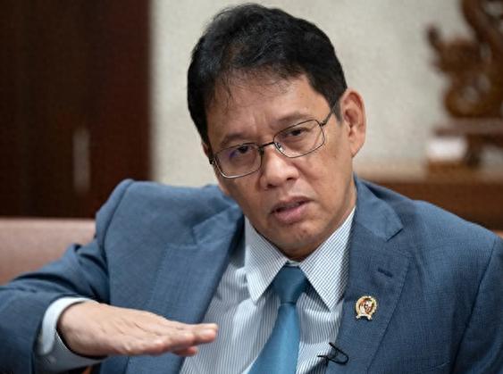 谁能想到全球最忙的海运通道马六甲海峡，差点就上演一出“此路是我开，要想从此过，留