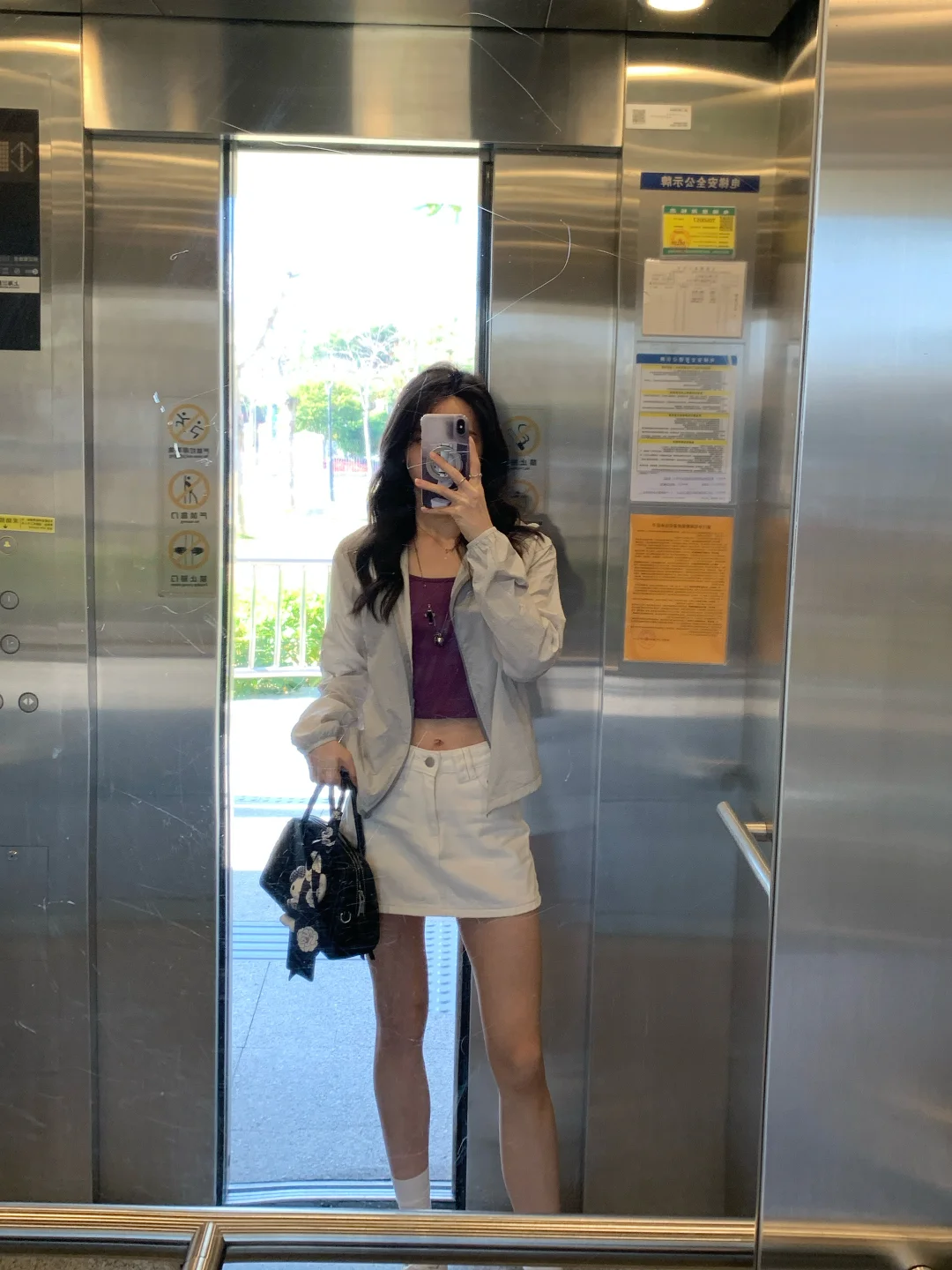 电梯检阅  |  甜酷感的防晒日常