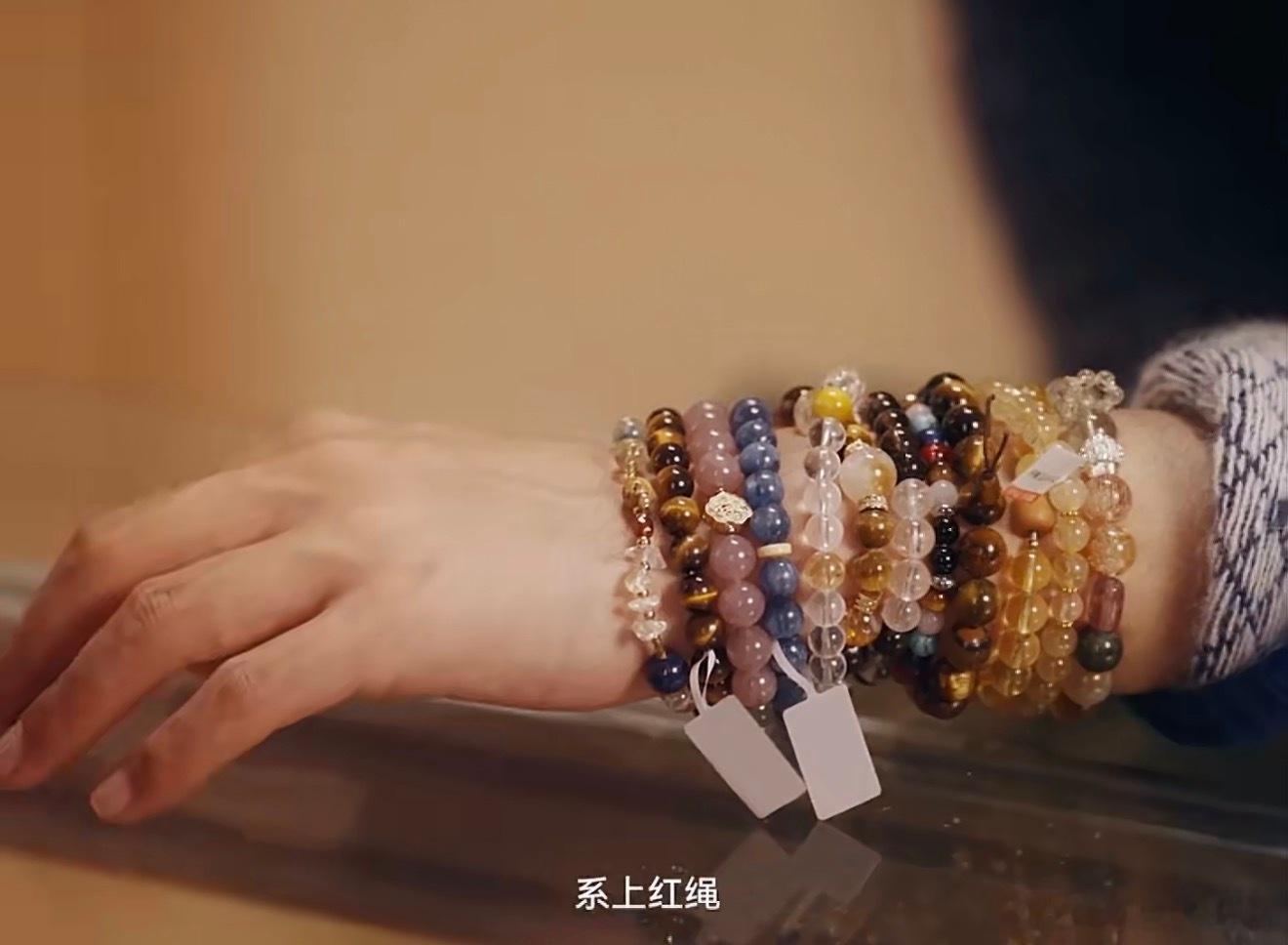 于适yosh于适VOGUEMAN开年刊封面于适身骑白马VOGUEMAN开年大片看