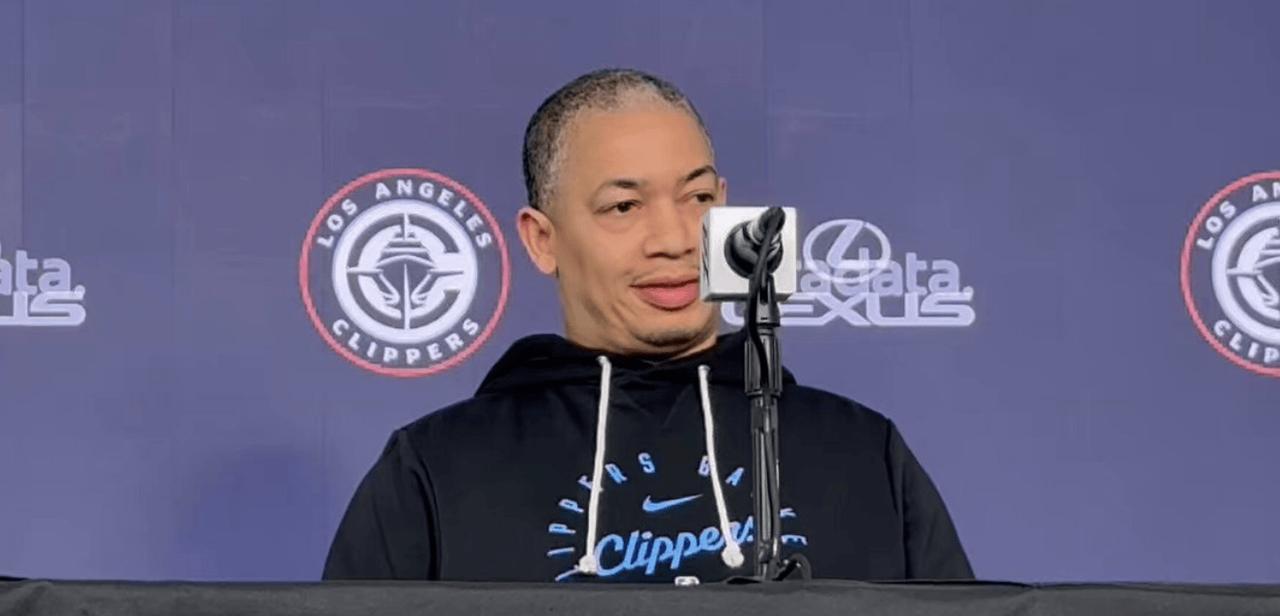 “逆风翻盘，后来居上”？泰伦卢告知球队剩余比赛35胜20负

在今天对阵湖人的比