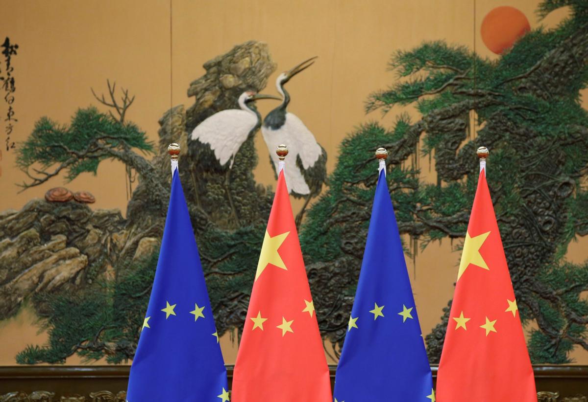 近期中欧上演了一场精准的经贸制裁博弈，欧盟事后坦言，完全没料到中方的反制如此果断