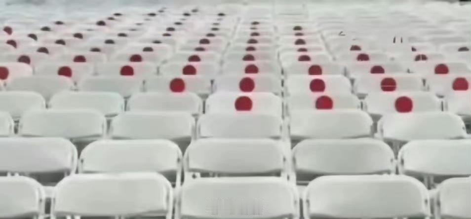 如果你认为这是日本国旗，日本人可能会想，凭什么让我给你当靠背？也可能会想，中国很