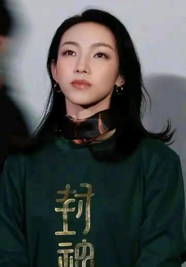 那尔真的不算什么，虞书欣才可恶。一家人把国企当做提款机，二道贩子，偷税漏税几个亿