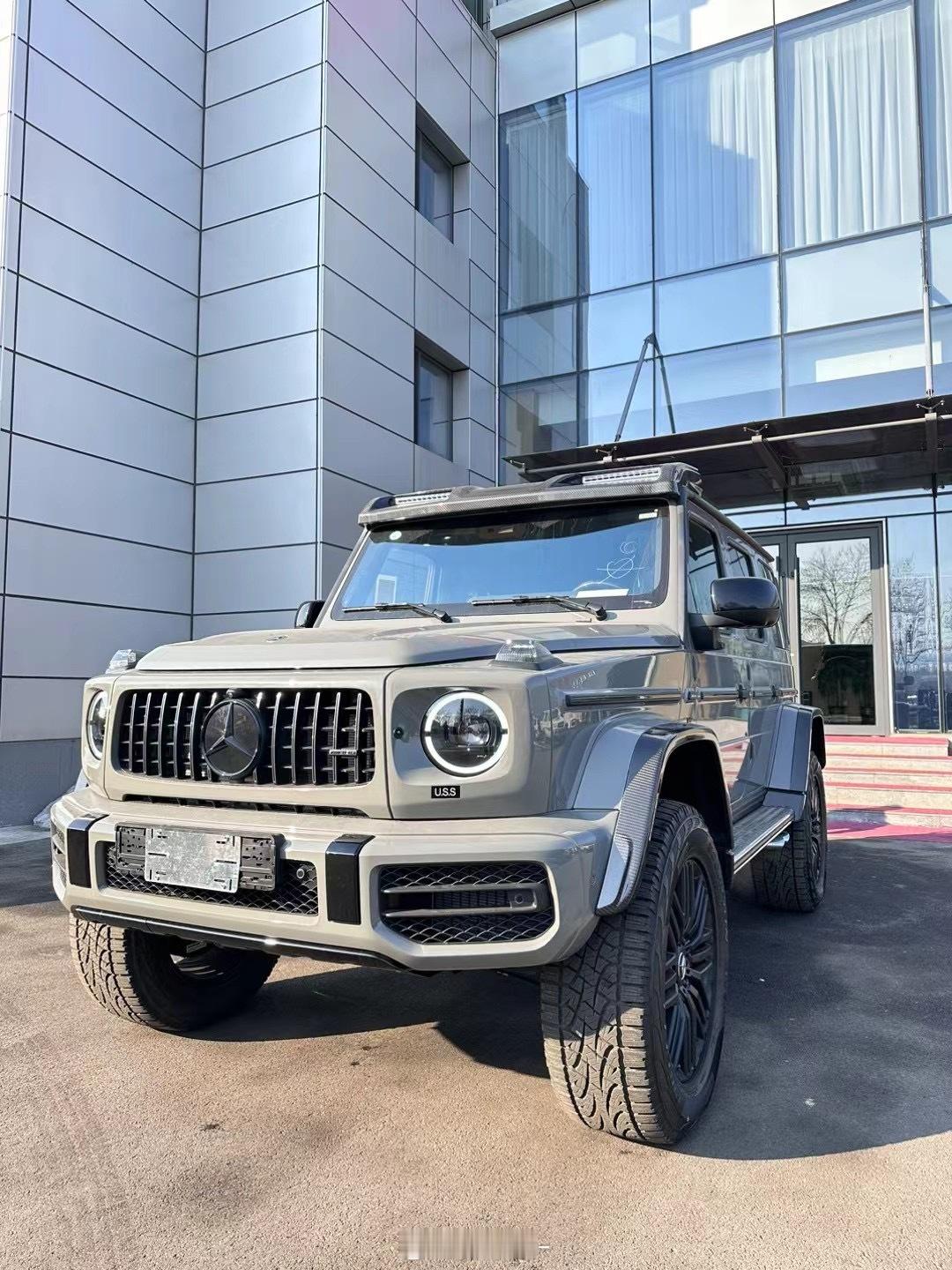 奔驰G63 4x4² 灰车黑内 现货 ​​​