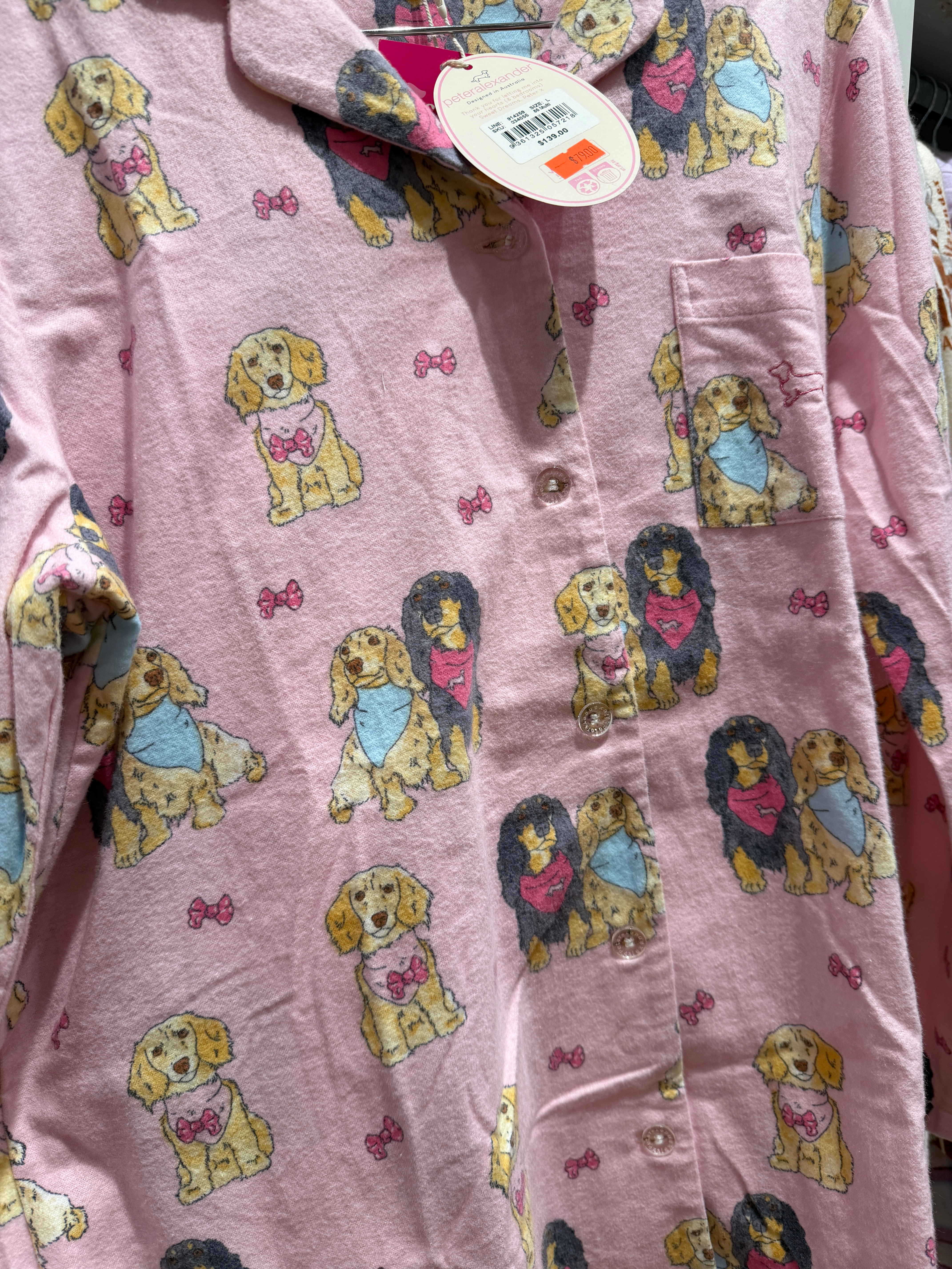 给我家minnie穿个小衣服 好可爱好可爱 腊肠原皮 