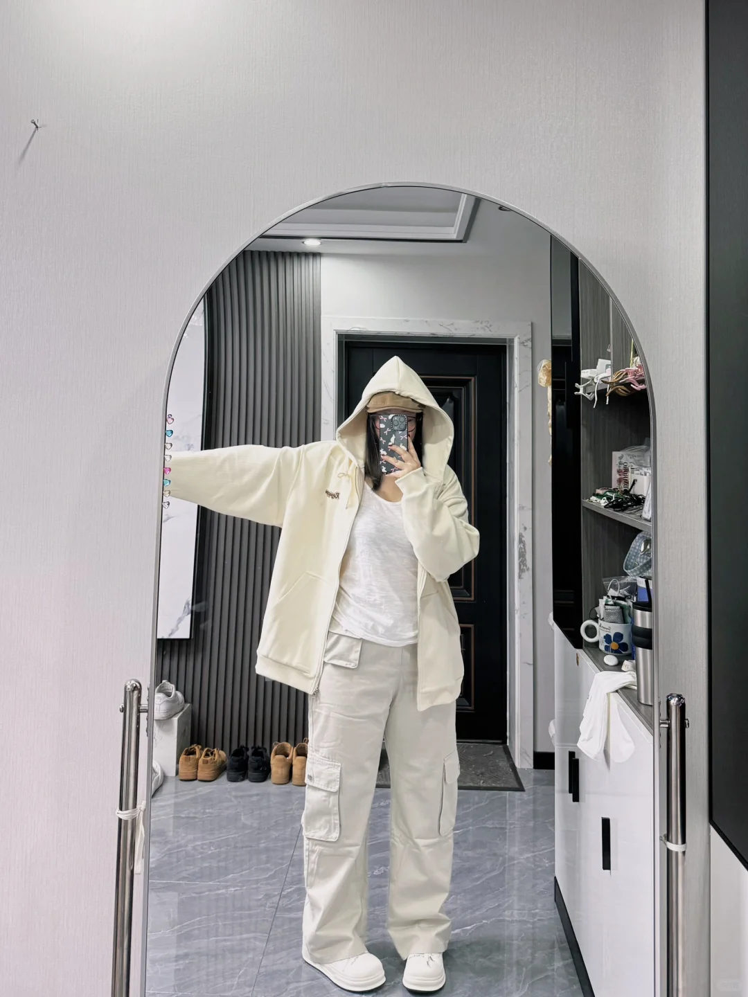 164 190斤｜早秋浅色系显瘦穿搭～💸