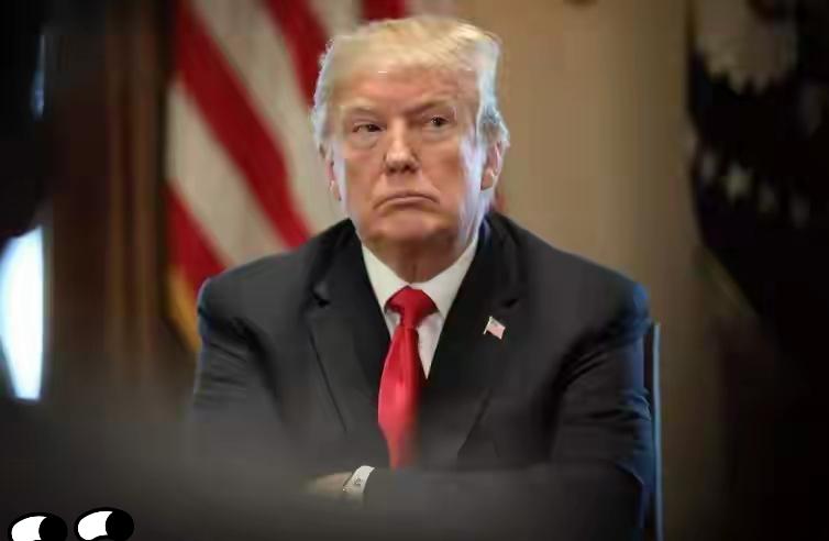 快讯！
美国法院宣布了
当地时间2025年11月5日，美国最高法院就特朗普政府关