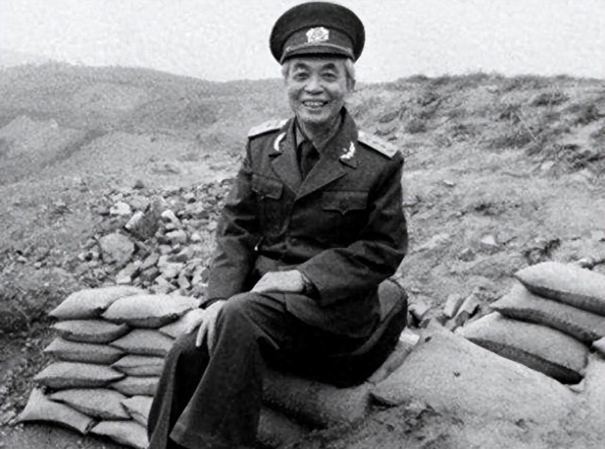 1990年越南与中国和谈时，武元甲请求见杨得志将军，杨得志为何坚决表示不可能见他