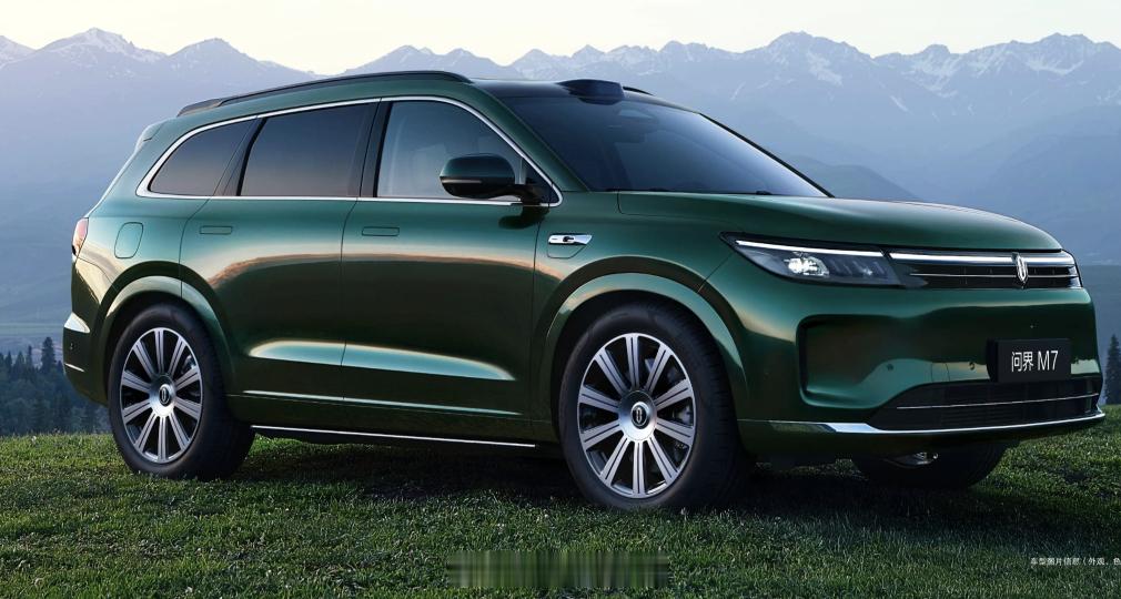 今年又是 7 系 SUV 的竞争大年。来看看几位重磅选手：- 小米 YU7，小米