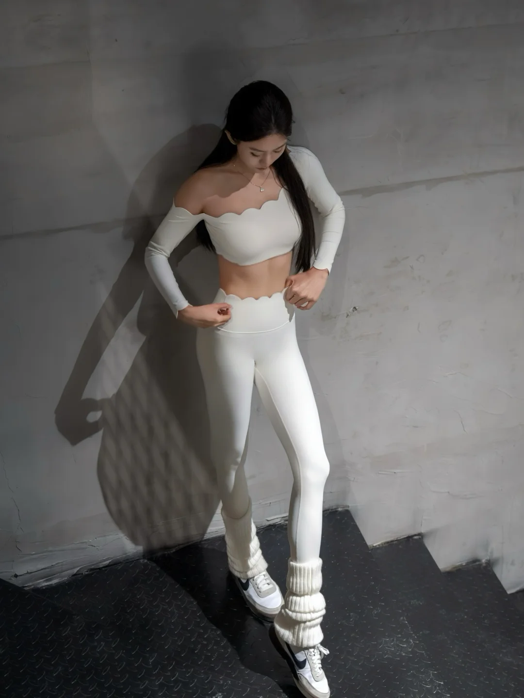 175/58 肌肉不大 好在上镜好看