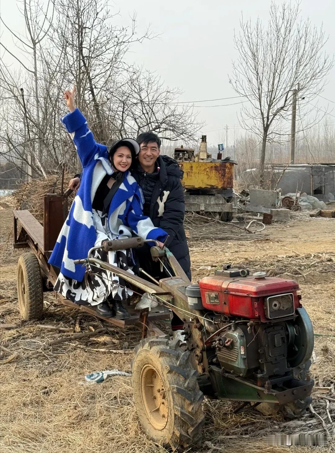 我敢说，这俩人是全网最喜欢秀恩爱的一对，齁甜，却也是让人不反感反而羡慕的一对。