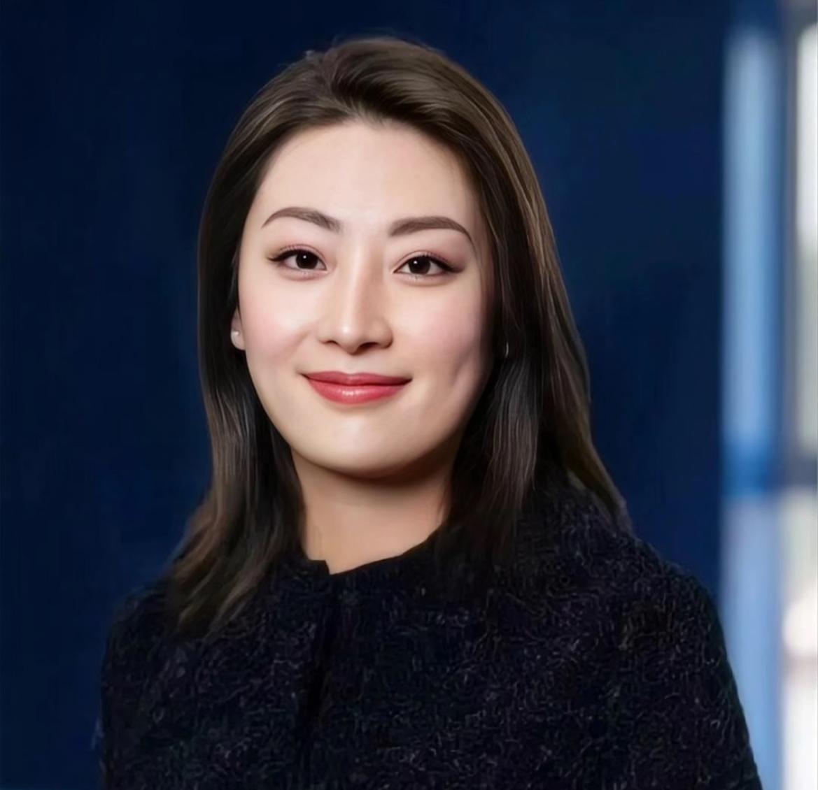 一查才发现，不是宗老想让儿子继承大公司，也不是宗老被爆有三个私生子，而是仔细找资