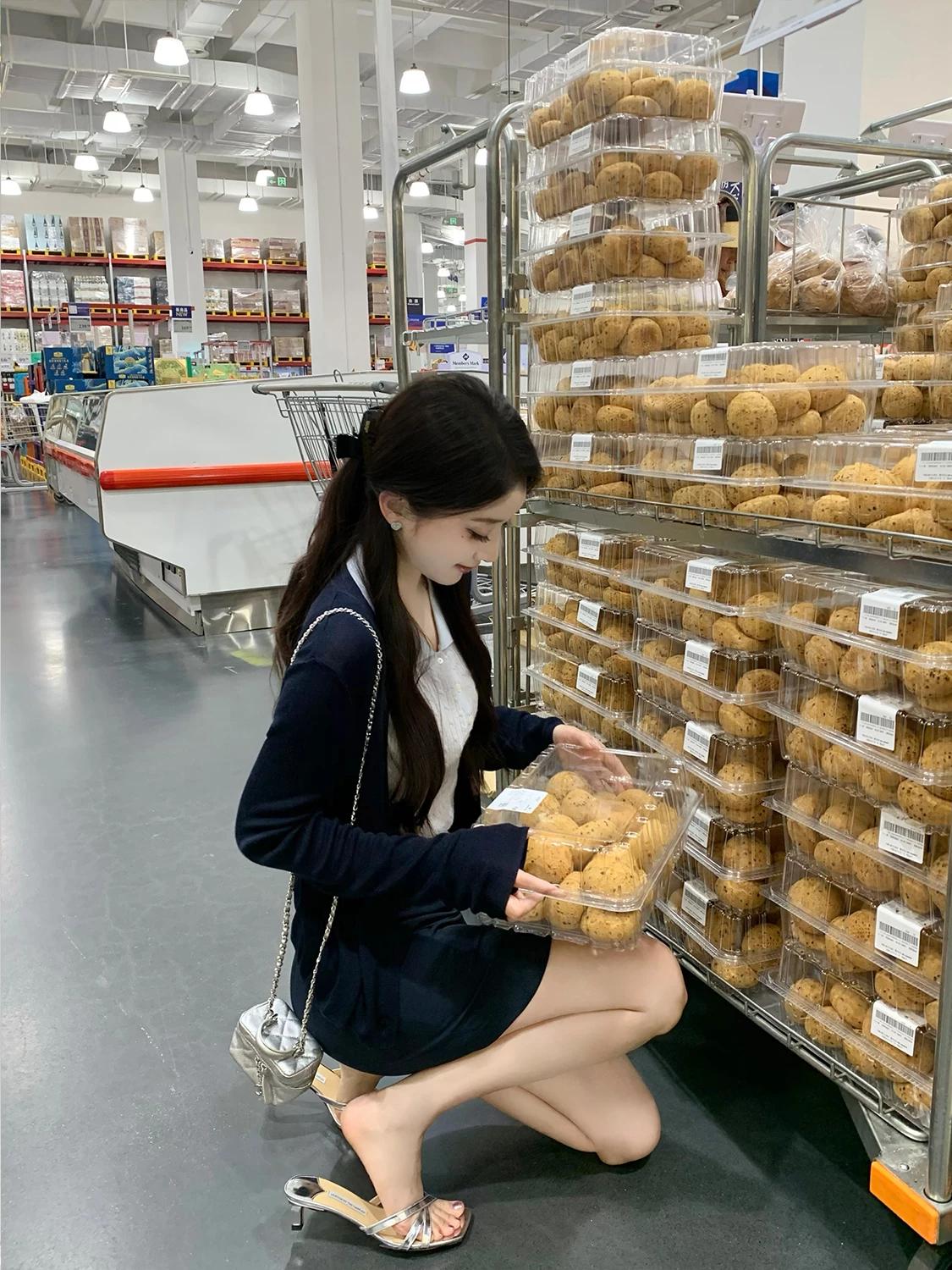 随拍[比心][可爱]分享一下相册里的美女 美女美拍欣赏 手机相册美照 国色天姿美