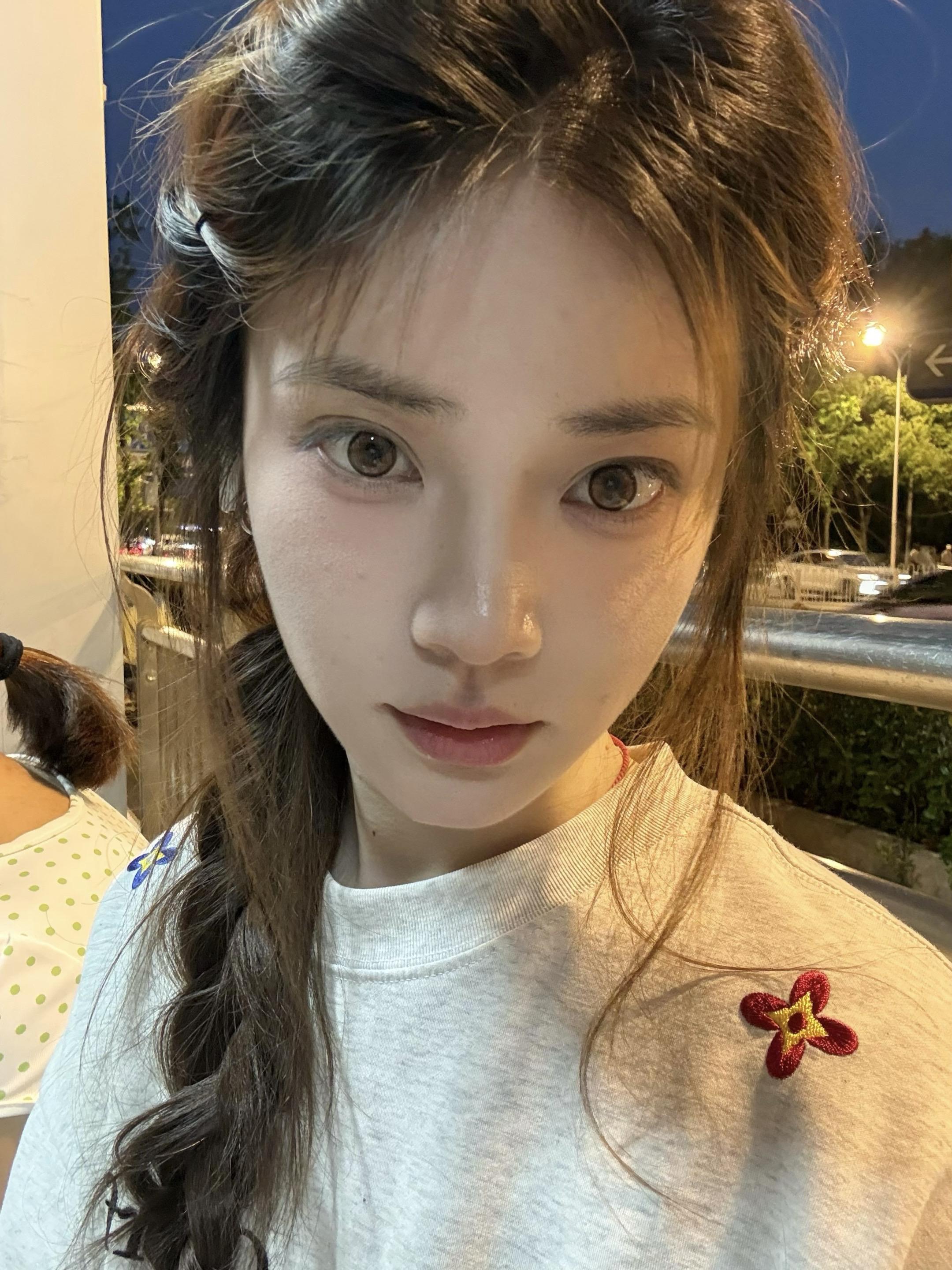 很久不见的话 会忘记我脸颊的痣吗