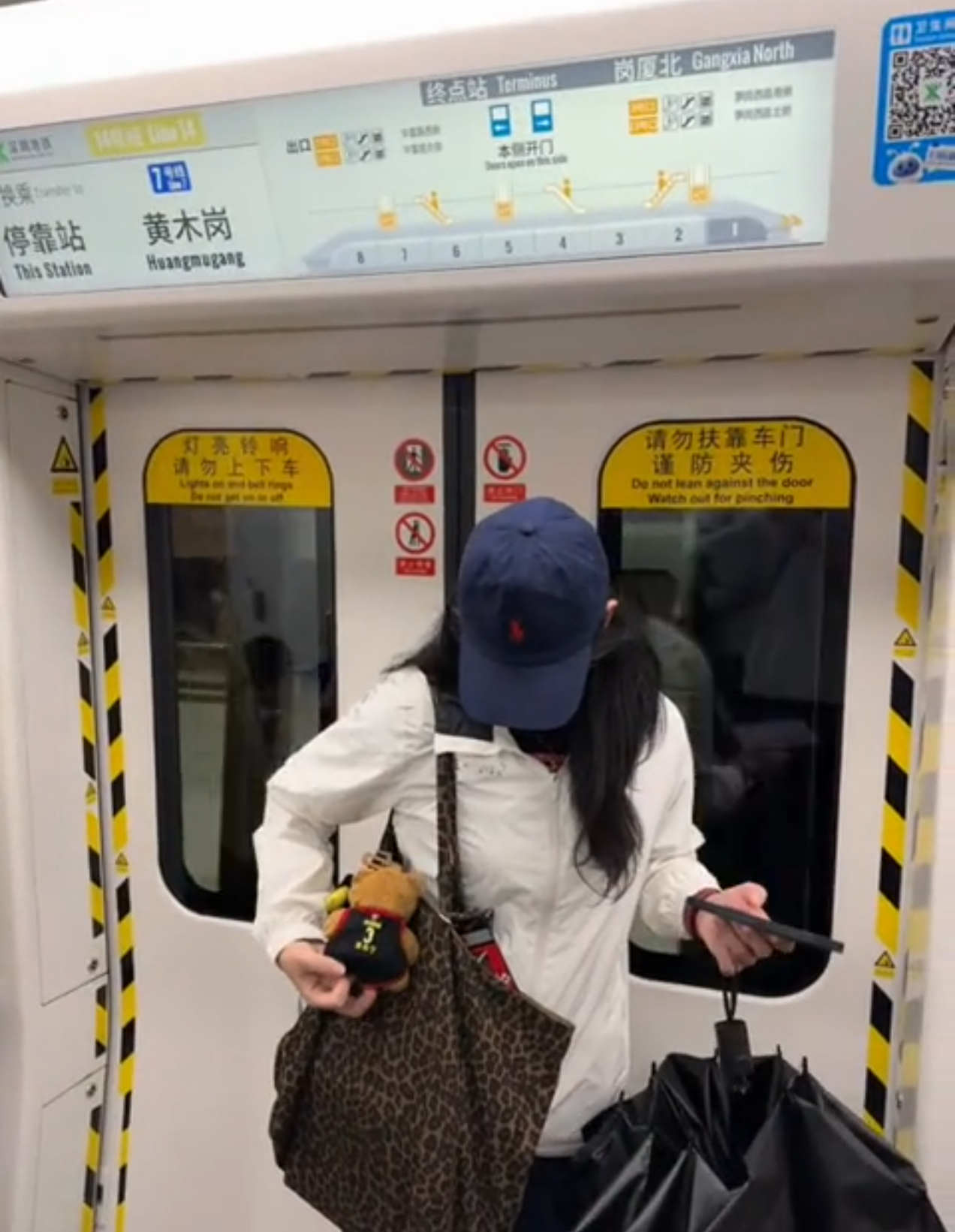 这个赛季深圳队最成功地方，其实不是成绩。而是作为一支球队，我们第一次确确实实的走