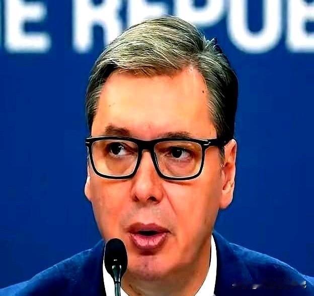 南斯拉夫的血还没冷，美国又来了，武契奇真扛不住了？

这事儿看得人心里发堵。就在