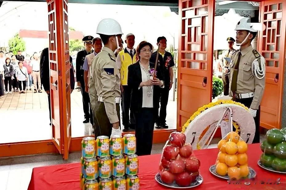 魏平政今天上午登记参选县长，却仍然不见王惠美踪影。
据台媒报道，国民党彰化县长参