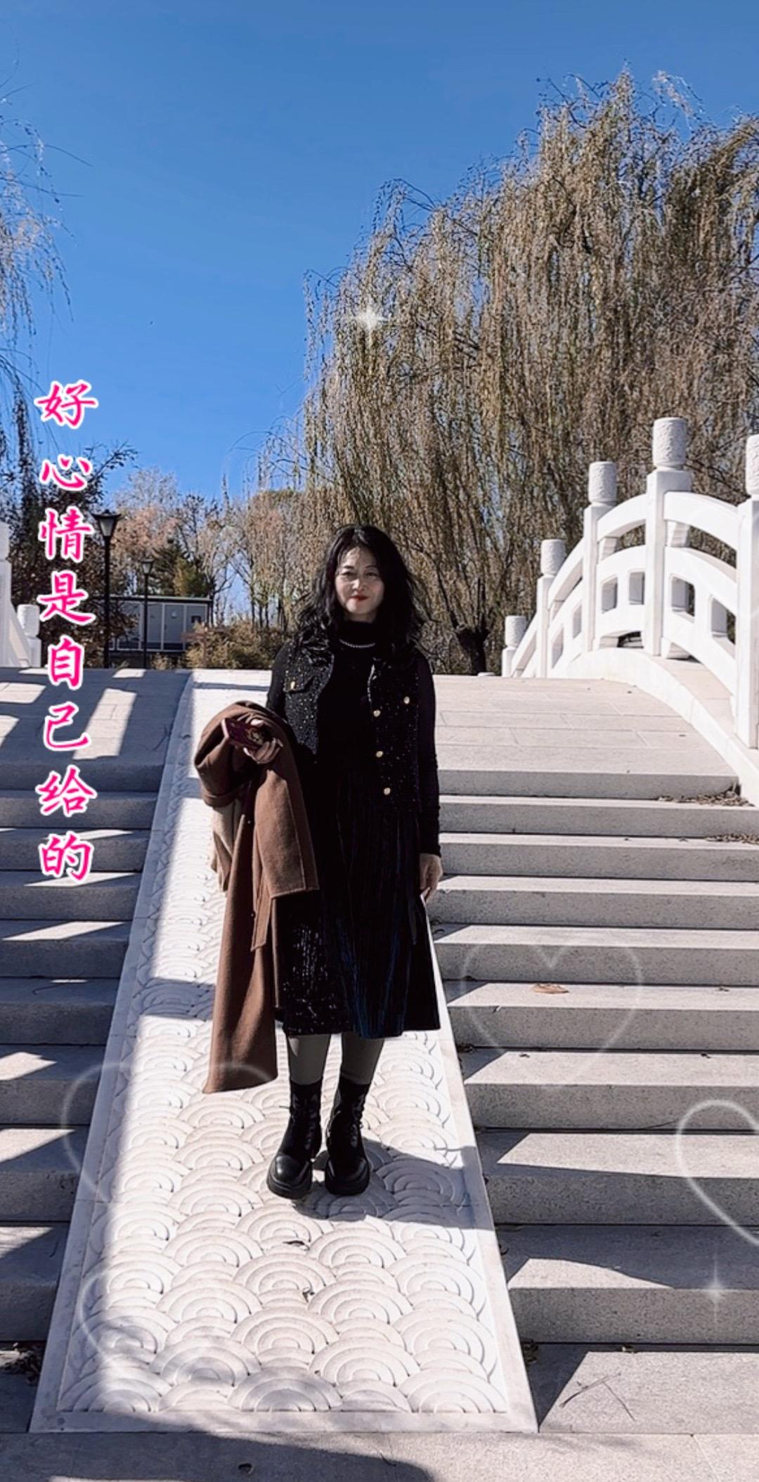 心情愉悦是大补，心若放宽，烦恼消失不见；心若看淡，一切否极泰来！