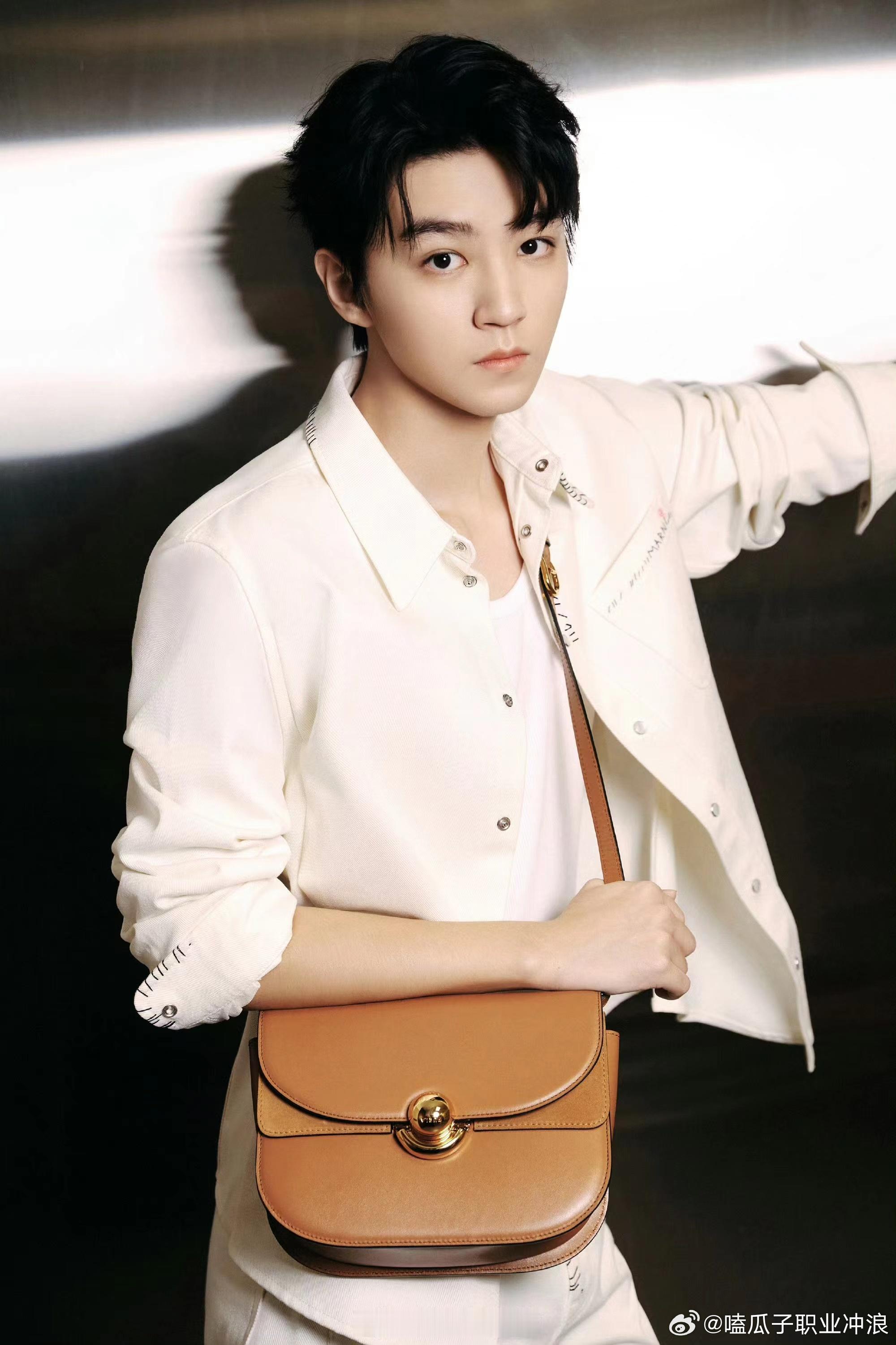 #品牌为王俊凯庆生##品牌们卡点为王俊凯庆生#品牌为王俊凯庆生，生日快乐！[打c