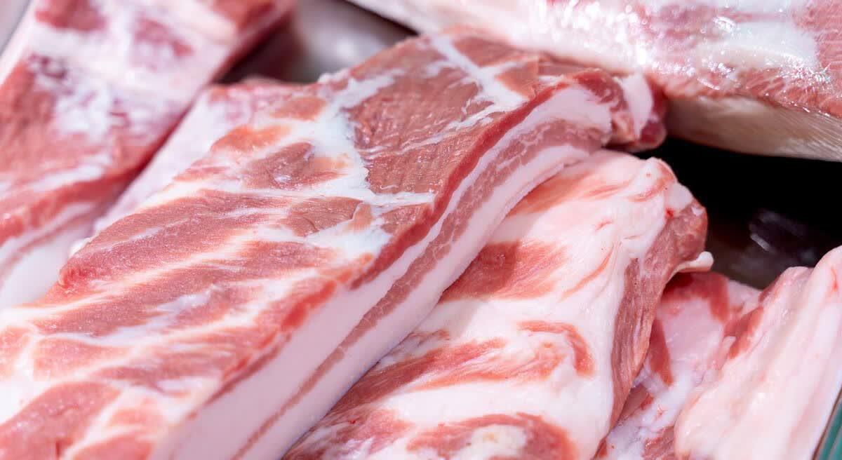 现在的猪肉没以前好吃了，是因为吃了饲料吗？中国农科院李文娟教授亲自证实，猪肉的好