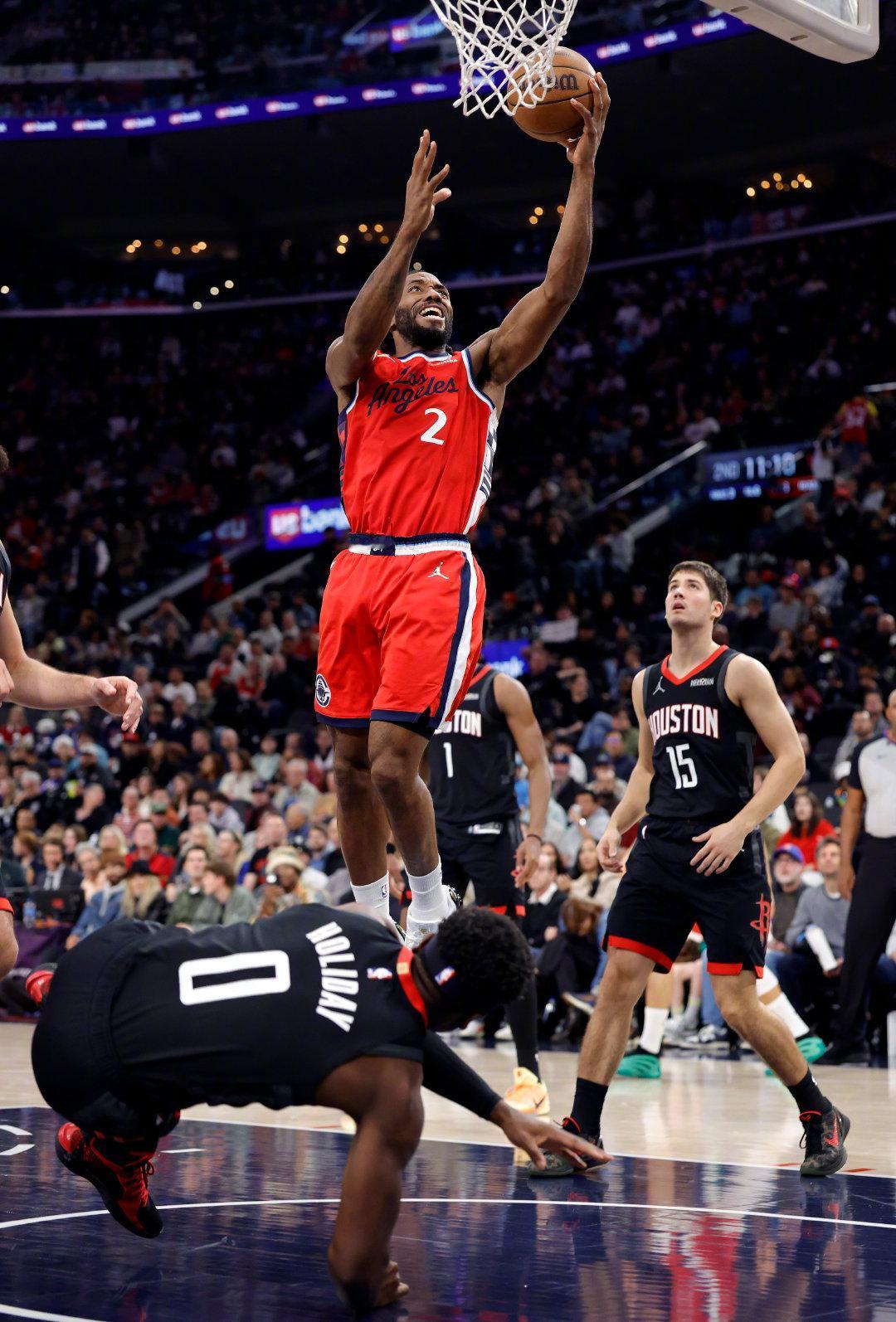 今天的小卡是“战神卡”！
感觉小卡已经很久没打出这样的表现了，又找到了那种进攻端