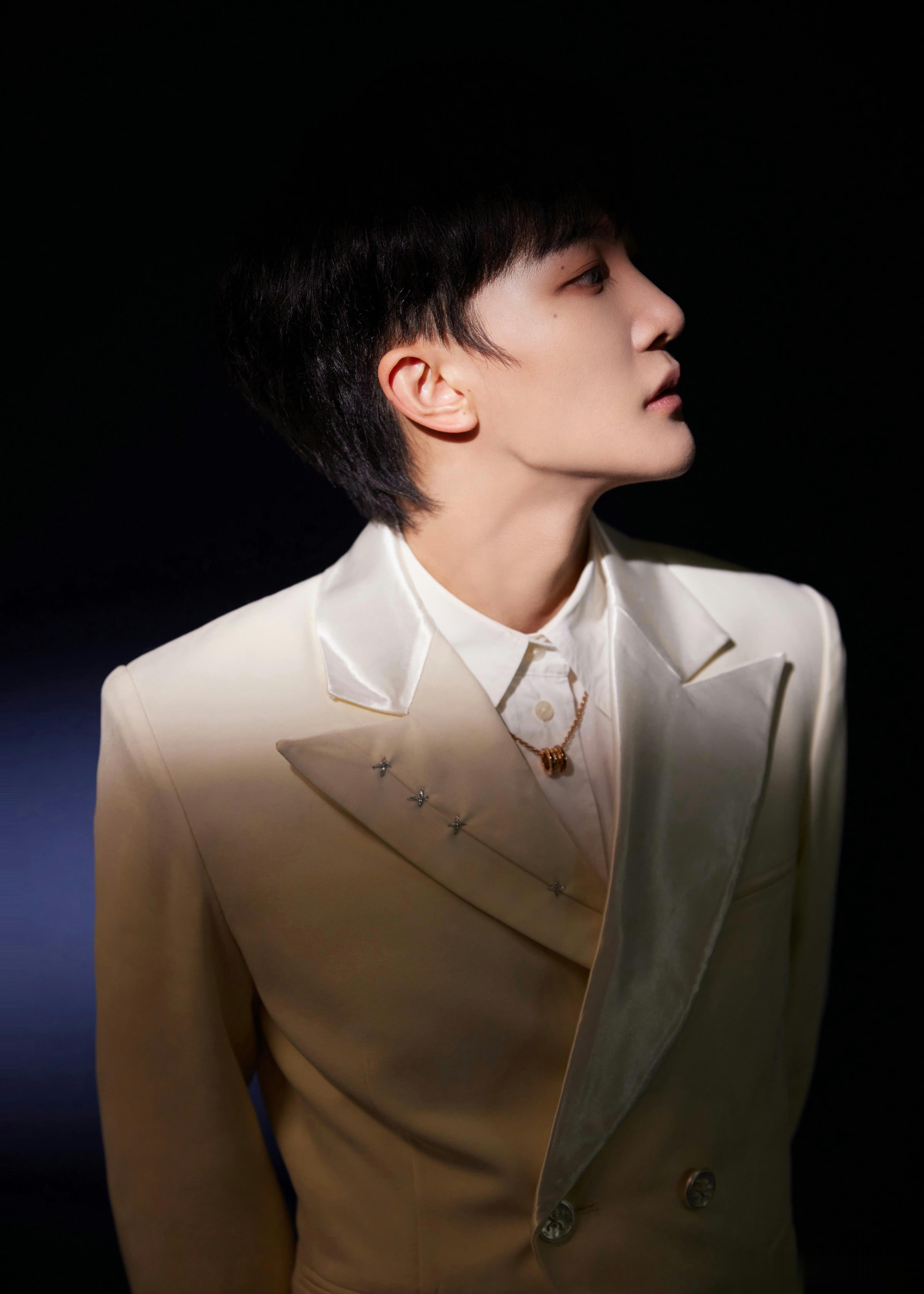 #周深[超话]#[音乐] #周深白玉兰颁奖典礼# [2023.06.24]💫 