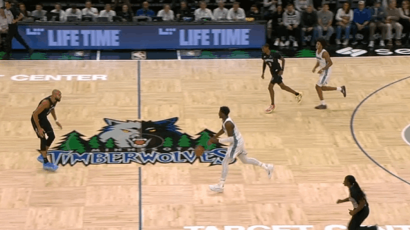 贾伦-杰克逊观察：战森林狼28+12，持续展现状态回暖苗头图1自行持球推过半场后