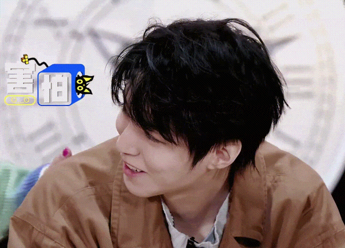 王俊凯在优酷笑容治愈感拉满王俊凯在优酷笑容治愈感拉满，笑起来好治愈，怎么会有人可