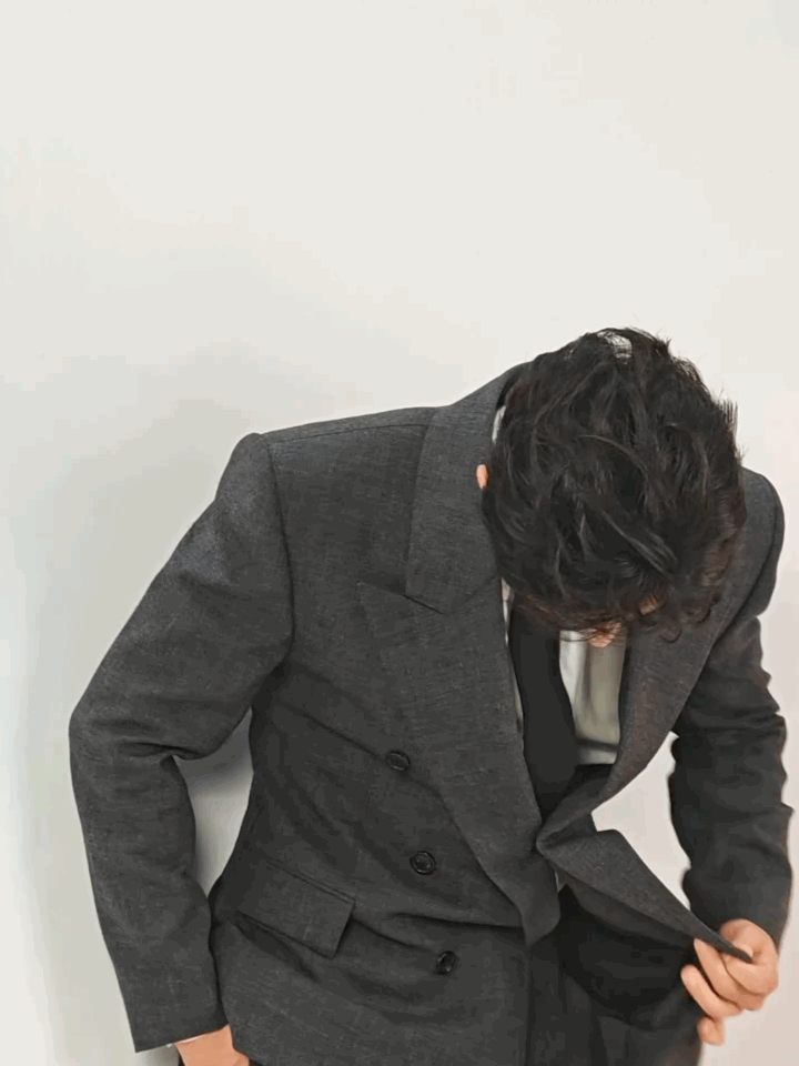 肖战肖战 ➤肖战顺顺利利 小暑至，荷花香，光阴静美，万事均安！迟来的小暑祝福