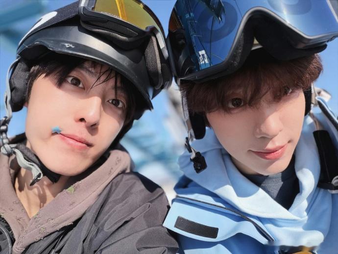 徐新驰秒删徐新驰发和余景天合照后秒删 徐新驰发了和余景天的合照，但是秒删