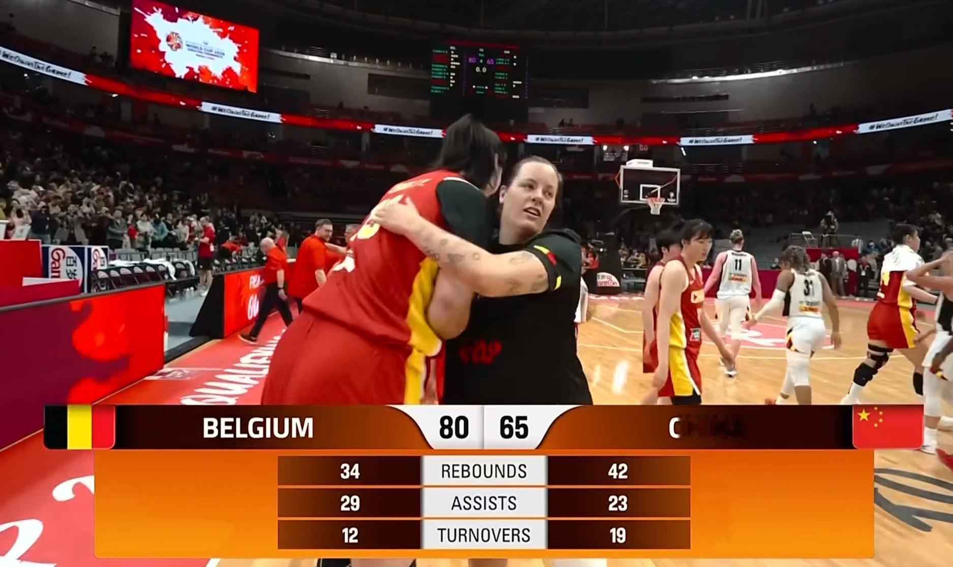 最大的印象就是：比利时不停地转移球，最后一个投篮机会；虽然内线有互联网说的“几大