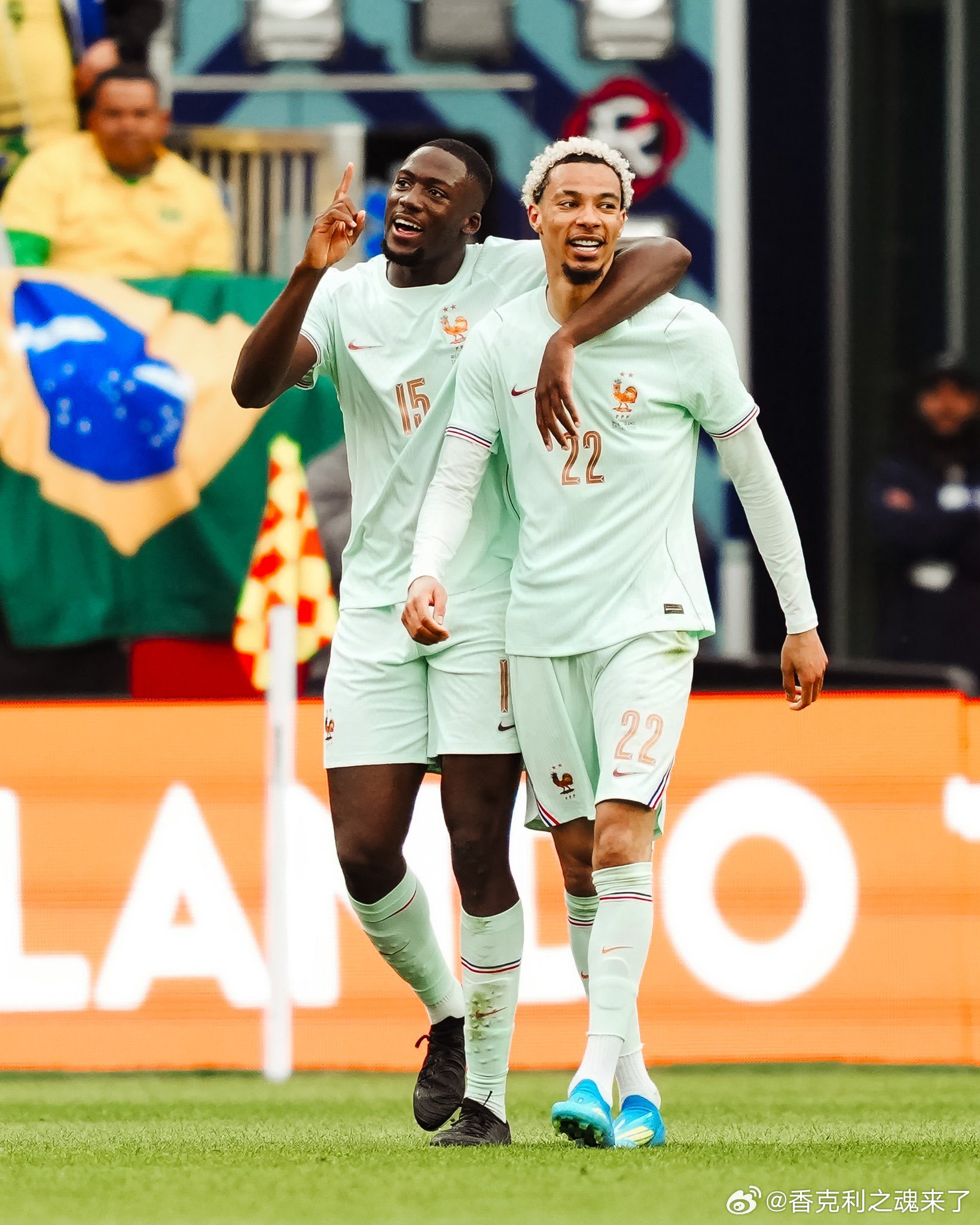 法国 2-1 巴西 埃基蒂克 攻入一球 ⚽️ + 出场66分钟 ✅科纳特 打满全